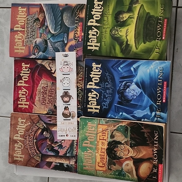 Harry Potter 1 - 6 Set and Page Clip - Picture 2 of 16